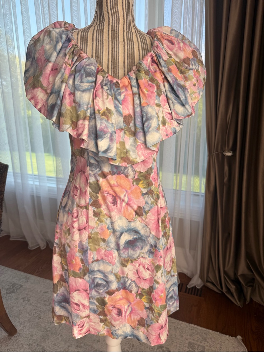 & Other Stories One-Shoulder Floral Dress in Pink, Blue & Green - Picture 4 of 9